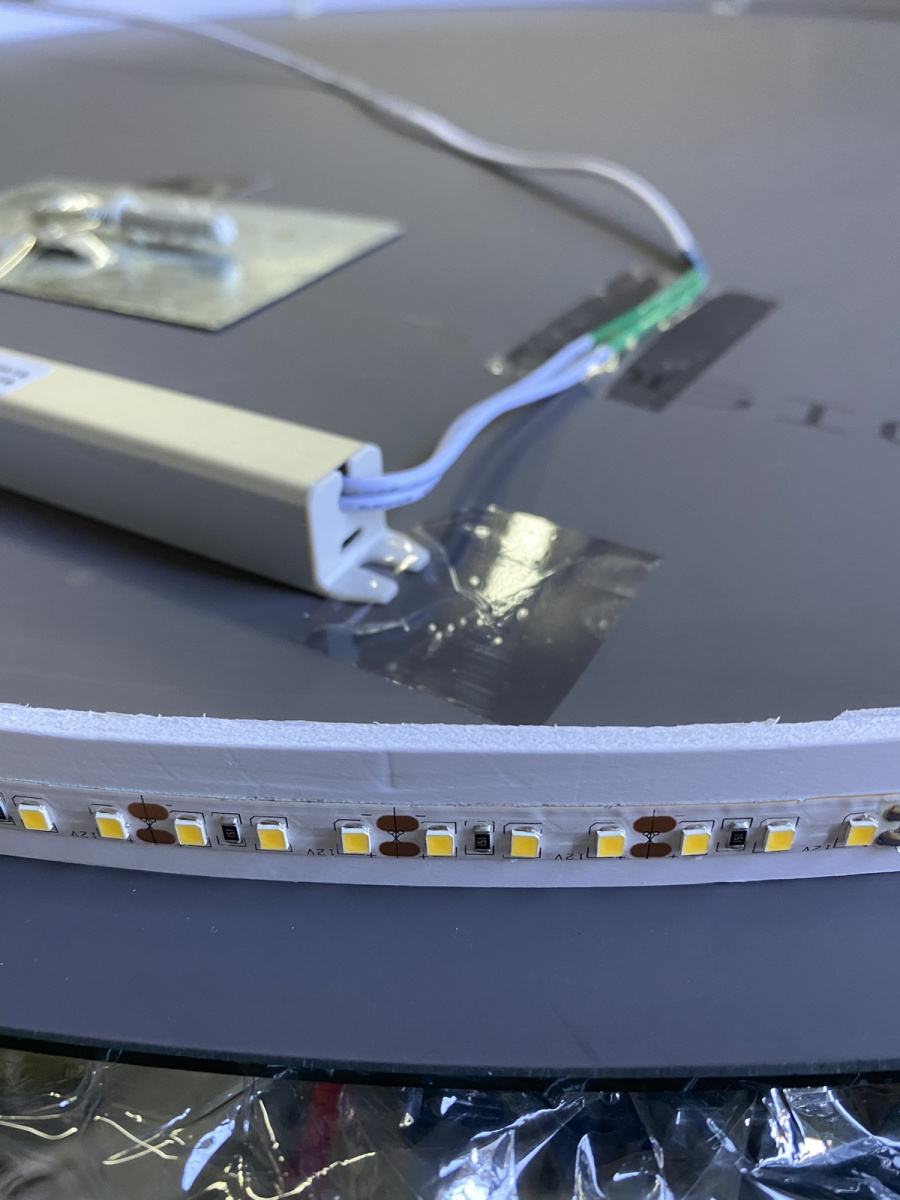 лед дзеркало, зеркало с подсветкой