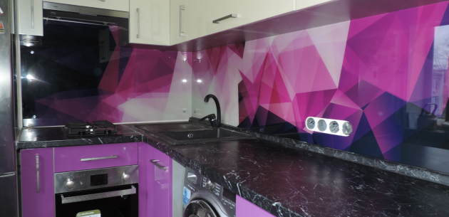 Переваги фартуха зі скла-скіналі